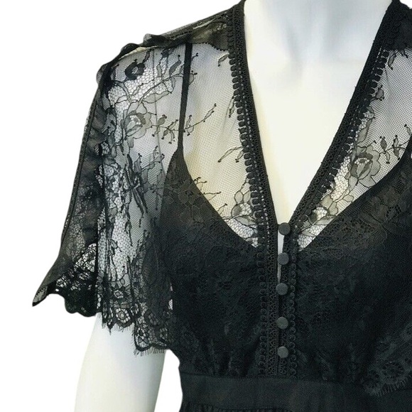 Self Portrait Black Lace Shoulder Top size 10 - Picture 3 of 8